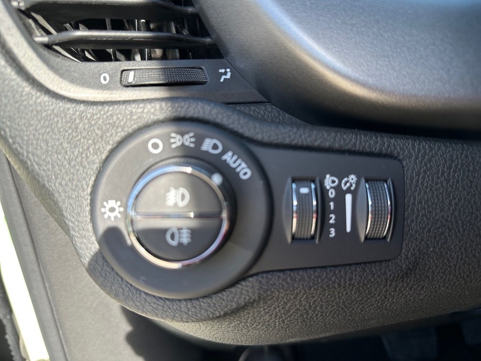 Fiat 500X 1.3 Firefly T4 Dolcevita Sport DCT 110 kW (150 CV) Vehículo usado en Madrid Fiat 500X 1.3 Firefly T4 Dolcevita Sport DCT 110 kW (150 CV) Vehículo usado en Madrid