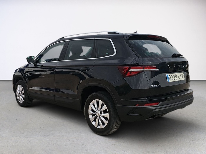 Skoda Karoq 1.0 TSI Ambition 81 kW (110 CV) Vehículo usado en Madrid Skoda Karoq 1.0 TSI Ambition 81 kW (110 CV) Vehículo usado en Madrid