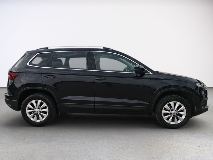 Skoda Karoq 1.0 TSI Ambition 81 kW (110 CV) Vehículo usado en Madrid Skoda Karoq 1.0 TSI Ambition 81 kW (110 CV) Vehículo usado en Madrid