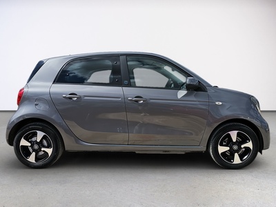 Smart ForFour EQ 60 kW (82 CV) 4 Smart ForFour EQ 60 kW (82 CV) 4