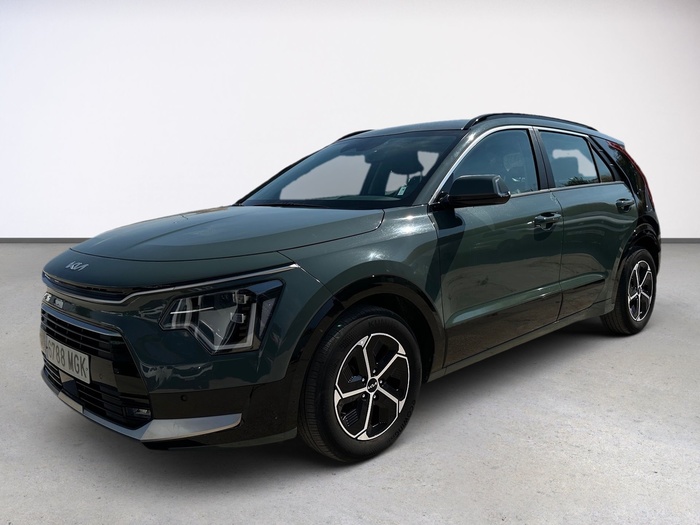 Kia Niro 1.6 GDi HEV Híbrido Drive 104 kW (141 CV) Vehículo usado en Madrid Kia Niro 1.6 GDi HEV Híbrido Drive 104 kW (141 CV) Vehículo usado en Madrid