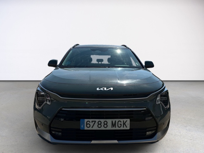 Kia Niro 1.6 GDi HEV Híbrido Drive 104 kW (141 CV) Vehículo usado en Madrid Kia Niro 1.6 GDi HEV Híbrido Drive 104 kW (141 CV) Vehículo usado en Madrid