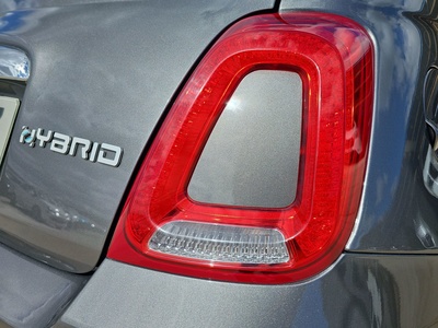 Fiat 500 1.0 Hybrid Dolcevita 51 kW (70 CV) 17 Fiat 500 1.0 Hybrid Dolcevita 51 kW (70 CV) 17