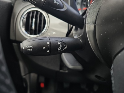 Fiat 500 1.0 Hybrid Dolcevita 51 kW (70 CV) 18 Fiat 500 1.0 Hybrid Dolcevita 51 kW (70 CV) 18