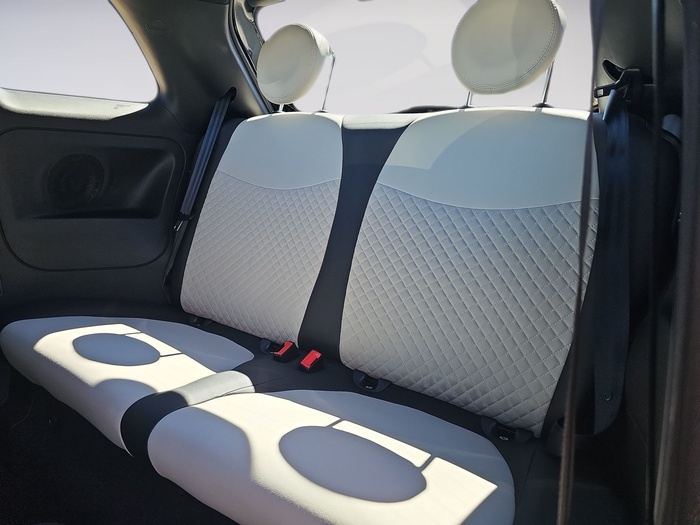 Fiat 500 1.0 Hybrid Dolcevita 51 kW (70 CV) Vehículo usado en Madrid Fiat 500 1.0 Hybrid Dolcevita 51 kW (70 CV) Vehículo usado en Madrid