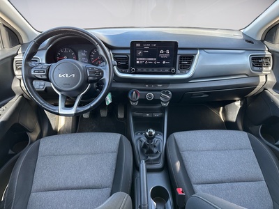 Kia Stonic 1.2 DPi Concept 62 kW (84 CV) 8 Kia Stonic 1.2 DPi Concept 62 kW (84 CV) 8