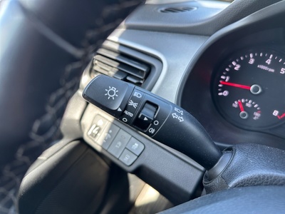 Kia Stonic 1.2 DPi Concept 62 kW (84 CV) 19 Kia Stonic 1.2 DPi Concept 62 kW (84 CV) 19