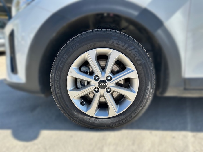 Kia Stonic 1.2 DPi Concept 62 kW (84 CV) Vehículo usado en Madrid Kia Stonic 1.2 DPi Concept 62 kW (84 CV) Vehículo usado en Madrid