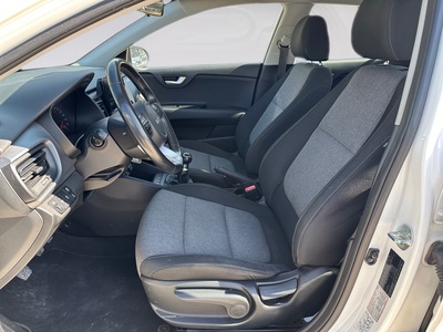 Kia Stonic 1.2 DPi Concept 62 kW (84 CV) 11 Kia Stonic 1.2 DPi Concept 62 kW (84 CV) 11