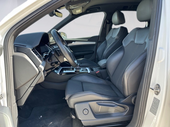 Audi Q5 TFSIe Black Line 55 TFSIe quattro 270 kW (367 CV) S tronic Vehículo usado en Madrid Audi Q5 TFSIe Black Line 55 TFSIe quattro 270 kW (367 CV) S tronic Vehículo usado en Madrid