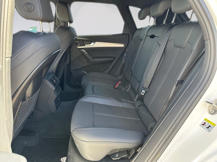 Audi Q5 TFSIe Black Line 55 TFSIe quattro 270 kW (367 CV) S tronic Vehículo usado en Madrid Audi Q5 TFSIe Black Line 55 TFSIe quattro 270 kW (367 CV) S tronic Vehículo usado en Madrid