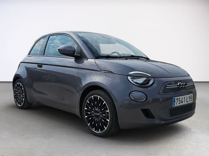 Fiat 500 Electrico 500 Icon Hb 320km 85 kW (118 CV) Vehículo usado en Madrid Fiat 500 Electrico 500 Icon Hb 320km 85 kW (118 CV) Vehículo usado en Madrid