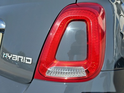 Fiat 500 1.0 Hybrid Cult 51 kW (70 CV) 17 Fiat 500 1.0 Hybrid Cult 51 kW (70 CV) 17