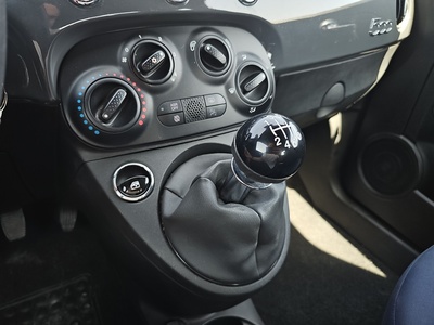 Fiat 500 1.0 Hybrid Cult 51 kW (70 CV) 14 Fiat 500 1.0 Hybrid Cult 51 kW (70 CV) 14