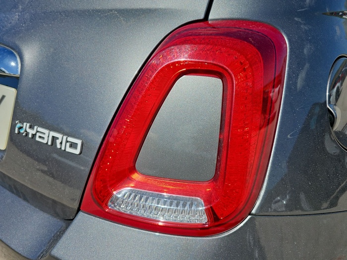 Fiat 500 1.0 Hybrid Dolcevita 51 kW (70 CV) Vehículo usado en Madrid Fiat 500 1.0 Hybrid Dolcevita 51 kW (70 CV) Vehículo usado en Madrid