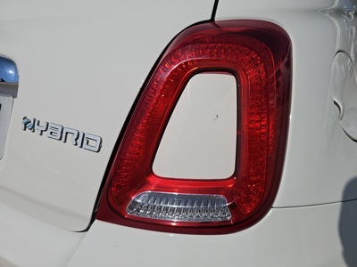 Fiat 500 1.0 Hybrid Cult 51 kW (70 CV) 17 Fiat 500 1.0 Hybrid Cult 51 kW (70 CV) 17