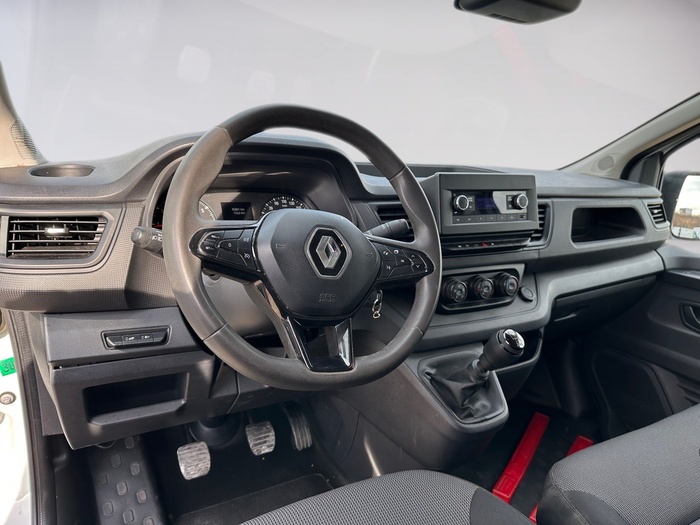 Renault Trafic Furgon L1H1 Blue dCi 81 Kw (110 CV) Vehículo usado en Madrid Renault Trafic Furgon L1H1 Blue dCi 81 Kw (110 CV) Vehículo usado en Madrid