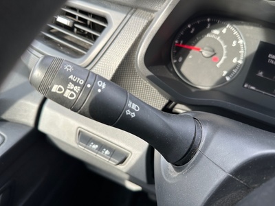 Renault Trafic Furgon L1H1 Blue dCi 81 Kw (110 CV) 20 Renault Trafic Furgon L1H1 Blue dCi 81 Kw (110 CV) 20