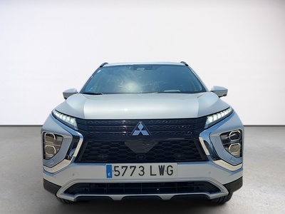 Mitsubishi Eclipse Cross 2.4 PHEV Kaiteki 4WD Auto 138 kW (188 CV) 2 Mitsubishi Eclipse Cross 2.4 PHEV Kaiteki 4WD Auto 138 kW (188 CV) 2