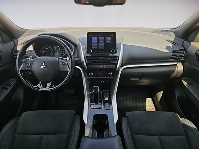 Mitsubishi Eclipse Cross 2.4 PHEV Kaiteki 4WD Auto 138 kW (188 CV) 8 Mitsubishi Eclipse Cross 2.4 PHEV Kaiteki 4WD Auto 138 kW (188 CV) 8