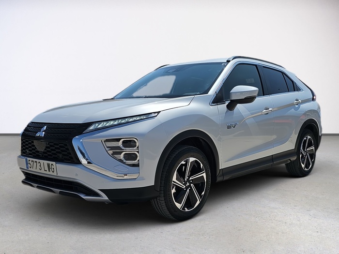 Mitsubishi Eclipse Cross 2.4 PHEV Kaiteki 4WD Auto 138 kW (188 CV) Vehículo usado en Madrid Mitsubishi Eclipse Cross 2.4 PHEV Kaiteki 4WD Auto 138 kW (188 CV) Vehículo usado en Madrid