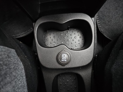 Fiat Panda 1.0 Hybrid GSE 51 kW (70 CV) 18 Fiat Panda 1.0 Hybrid GSE 51 kW (70 CV) 18