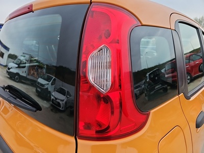 Fiat Panda 1.0 Hybrid GSE 51 kW (70 CV) 17 Fiat Panda 1.0 Hybrid GSE 51 kW (70 CV) 17