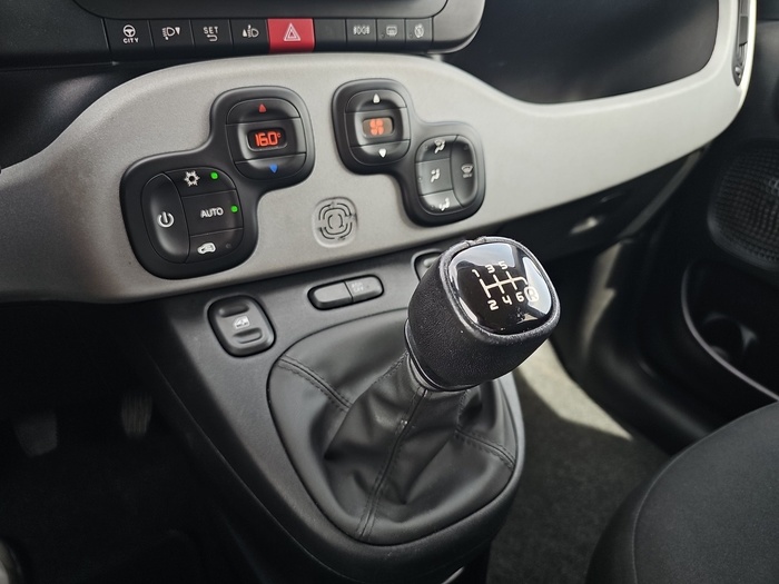 Fiat Panda 1.0 Gse City Cross 51 kW (70 CV) Vehículo usado en Madrid Fiat Panda 1.0 Gse City Cross 51 kW (70 CV) Vehículo usado en Madrid