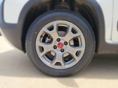 Fiat Panda 1.0 Gse City Cross 51 kW (70 CV) 13 Fiat Panda 1.0 Gse City Cross 51 kW (70 CV) 13