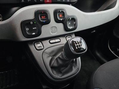 Fiat Panda 1.0 Gse City Cross 51 kW (70 CV) 14 Fiat Panda 1.0 Gse City Cross 51 kW (70 CV) 14