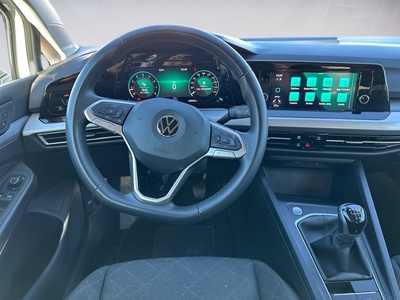 Volkswagen Golf Life 1.5 TSI 96 kW (130 CV) 9 Volkswagen Golf Life 1.5 TSI 96 kW (130 CV) 9