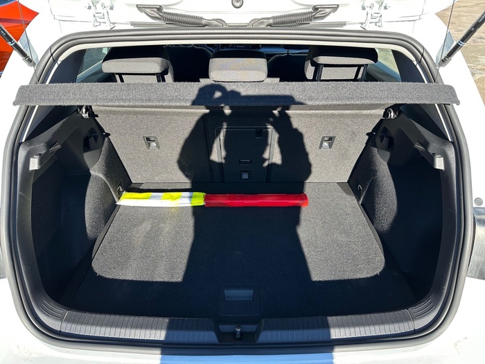 Volkswagen Golf Life 1.5 TSI 96 kW (130 CV) Vehículo usado en Madrid Volkswagen Golf Life 1.5 TSI 96 kW (130 CV) Vehículo usado en Madrid