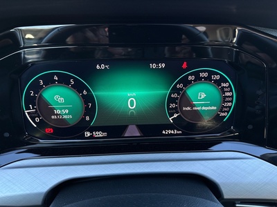 Volkswagen Golf Life 1.5 TSI 96 kW (130 CV) 10 Volkswagen Golf Life 1.5 TSI 96 kW (130 CV) 10