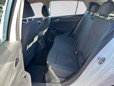 Volkswagen Golf Life 1.5 TSI 96 kW (130 CV) 12 Volkswagen Golf Life 1.5 TSI 96 kW (130 CV) 12