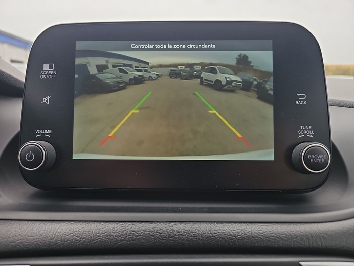 Fiat Tipo 1.0 City Cross 74 kW (101 CV) Vehículo usado en Madrid Fiat Tipo 1.0 City Cross 74 kW (101 CV) Vehículo usado en Madrid