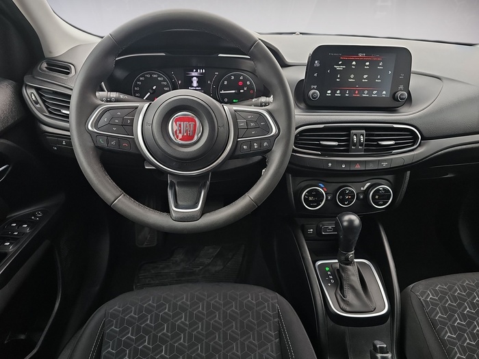 Fiat Tipo 1.0 City Cross 74 kW (101 CV) Vehículo usado en Madrid Fiat Tipo 1.0 City Cross 74 kW (101 CV) Vehículo usado en Madrid