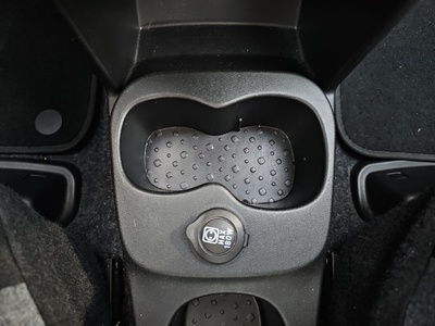 Fiat Panda 1.0 Hybrid GSE City Life 51 kW (70 CV) 19 Fiat Panda 1.0 Hybrid GSE City Life 51 kW (70 CV) 19