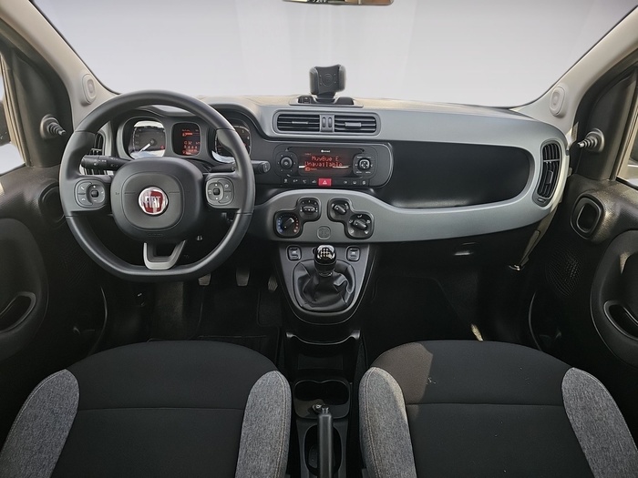 Fiat Panda 1.0 Hybrid GSE City Life 51 kW (70 CV) Vehículo usado en Madrid Fiat Panda 1.0 Hybrid GSE City Life 51 kW (70 CV) Vehículo usado en Madrid