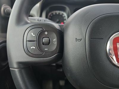 Fiat Panda 1.0 Hybrid GSE City Life 51 kW (70 CV) 20 Fiat Panda 1.0 Hybrid GSE City Life 51 kW (70 CV) 20