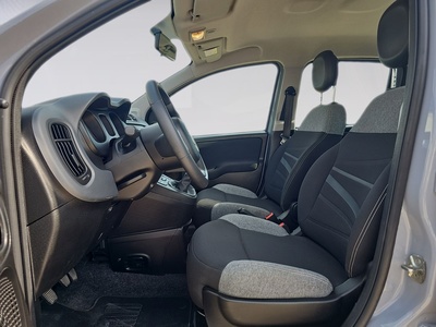 Fiat Panda 1.0 Hybrid GSE City Life 51 kW (70 CV) 11 Fiat Panda 1.0 Hybrid GSE City Life 51 kW (70 CV) 11