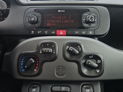 Fiat Panda 1.0 Hybrid GSE City Life 51 kW (70 CV) 15 Fiat Panda 1.0 Hybrid GSE City Life 51 kW (70 CV) 15