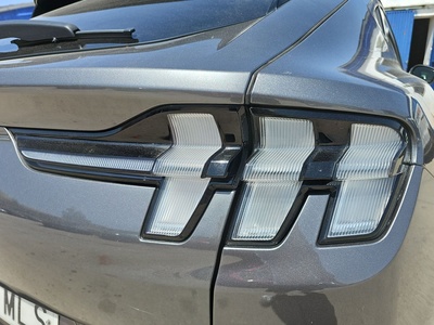 Ford Mustang Mach-E Batería 75.7Kwh Base 198 kW (269 CV) 17 Ford Mustang Mach-E Batería 75.7Kwh Base 198 kW (269 CV) 17