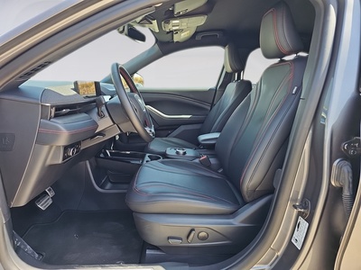 Ford Mustang Mach-E Batería 75.7Kwh Base 198 kW (269 CV) 11 Ford Mustang Mach-E Batería 75.7Kwh Base 198 kW (269 CV) 11