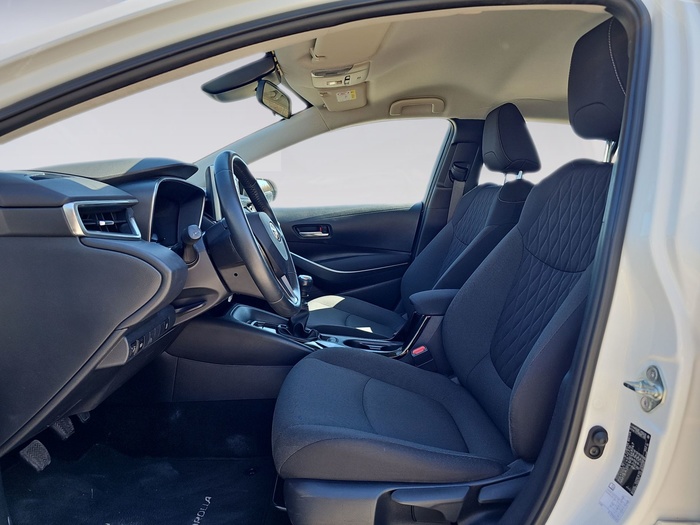 Toyota Corolla Sedan 1.5 125 Active 92 kW (125 Cv) Vehículo usado en Madrid Toyota Corolla Sedan 1.5 125 Active 92 kW (125 Cv) Vehículo usado en Madrid