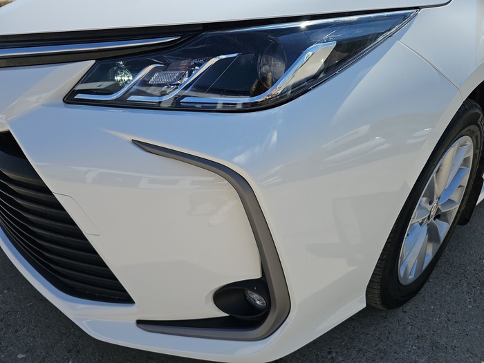 Toyota Corolla Sedan 1.5 125 Active 92 kW (125 Cv) Vehículo usado en Madrid Toyota Corolla Sedan 1.5 125 Active 92 kW (125 Cv) Vehículo usado en Madrid