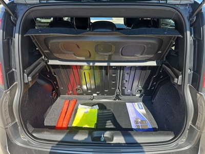 Fiat Panda 1.0 Hybrid Gse Sport 51 kW (70 CV) 6 Fiat Panda 1.0 Hybrid Gse Sport 51 kW (70 CV) 6