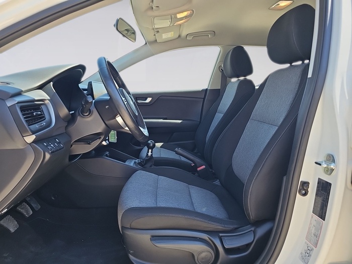 Kia Stonic 1.2 DPi Drive 62 kW (84 CV) Vehículo usado en Madrid Kia Stonic 1.2 DPi Drive 62 kW (84 CV) Vehículo usado en Madrid