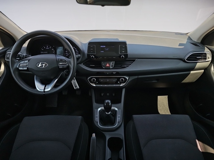 Hyundai i30 1.5 DPI Klass SLX 81 kW (110 CV) Vehículo usado en Madrid Hyundai i30 1.5 DPI Klass SLX 81 kW (110 CV) Vehículo usado en Madrid