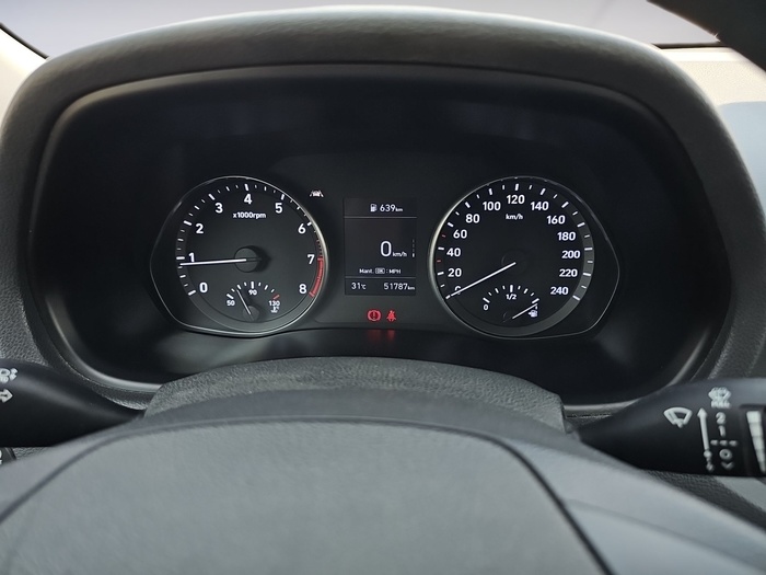 Hyundai i30 1.5 DPI Klass SLX 81 kW (110 CV) Vehículo usado en Madrid Hyundai i30 1.5 DPI Klass SLX 81 kW (110 CV) Vehículo usado en Madrid