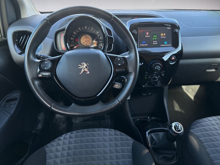 Peugeot 108 1.0 VTi Active 53 kW (72 CV) Vehículo usado en Madrid Peugeot 108 1.0 VTi Active 53 kW (72 CV) Vehículo usado en Madrid